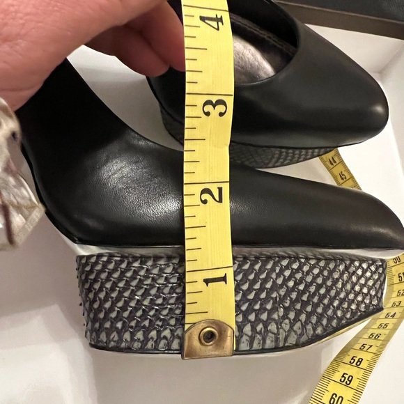 Bebe Black/snakeskin platform Veronica heel - Picture 8 of 10
